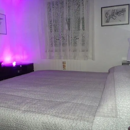 Apartment House 633-3 633-4 Pula